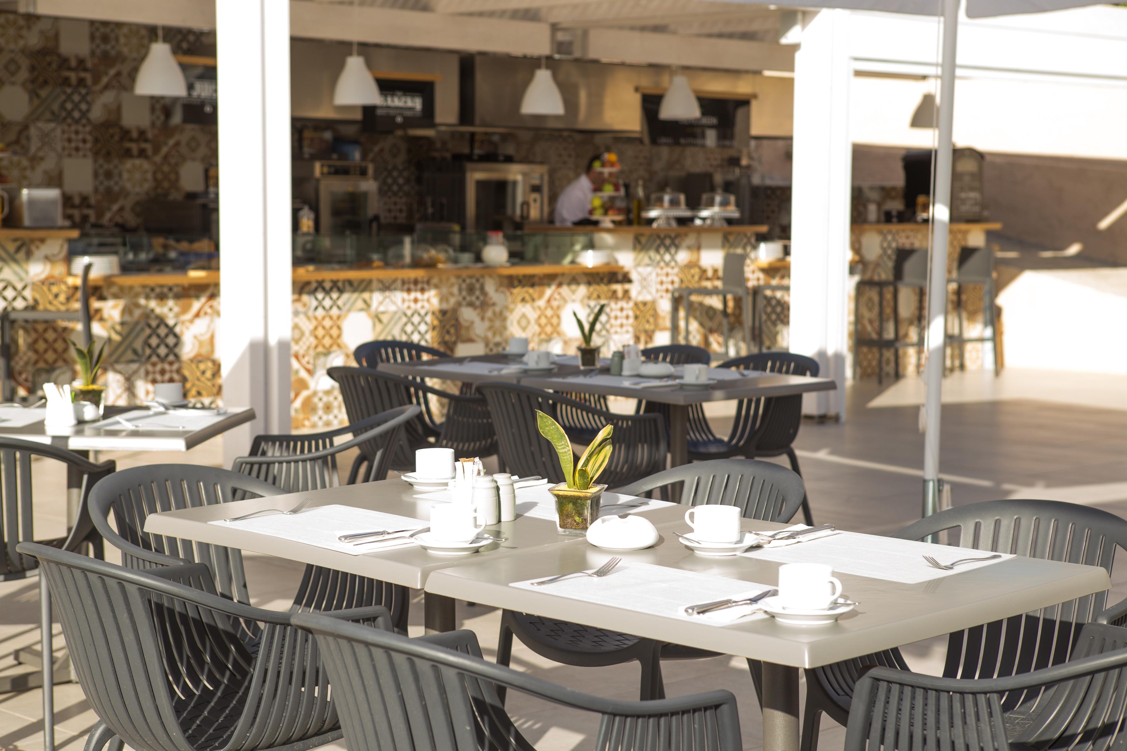 Aparthotel Sundance & Hersonissos (Crete)