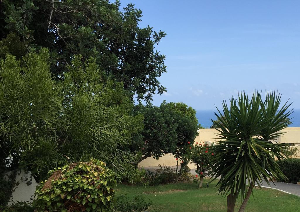 Sundance & Aparthotel Hersonissos (Crete)